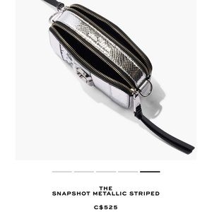 BNWT Marc Jacobs The Snapshot Metallic Striped Crossbody Bag in Silver